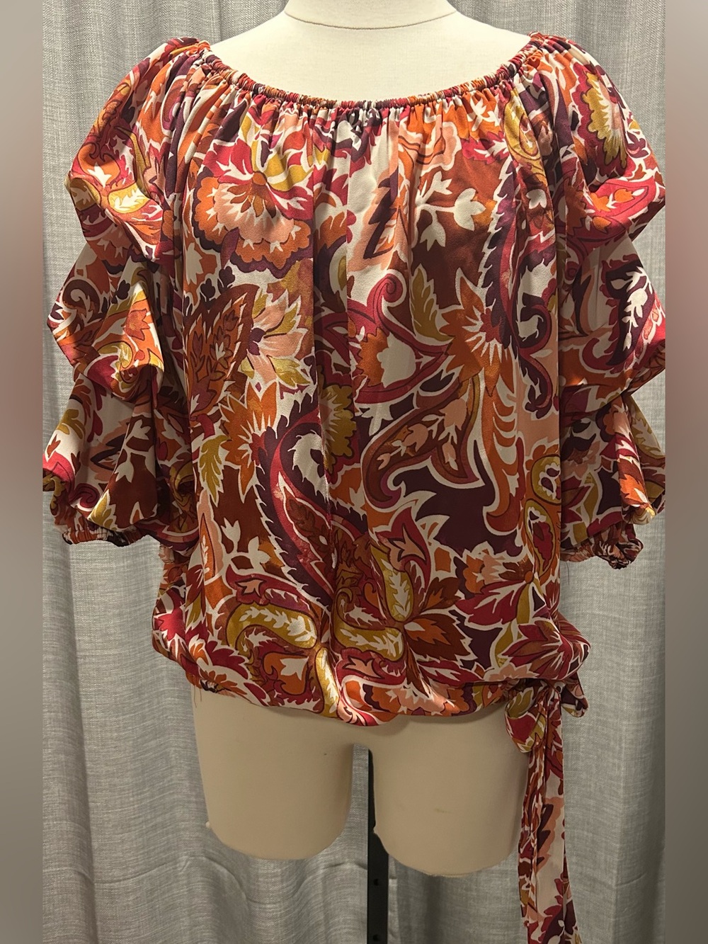 Vince Camuto Rust Multi Paisley Off-Shoulder Blouson Top